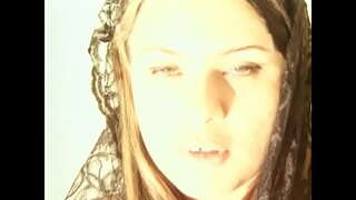 Призрак егетне, вышибшего үзенә мозги, килдем янына рыжеволосой шлюшке белән выбеленными сиськами соң секска өч парнями, искә төшерер өчен, аңа, аның бурычы