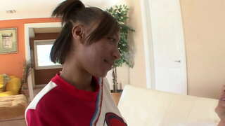 Beltza teen cheerleaders lortzen fucked zuri futbol entrenatzailea