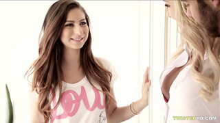 Nevinovat dadaca threesomed