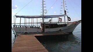 Hot latina rubia lortzen bere gilipollas fucked kanpoko zubia