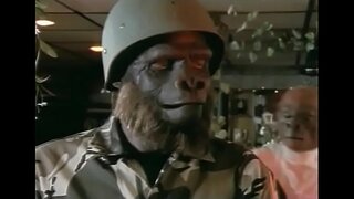 Par Playmate of the Apes