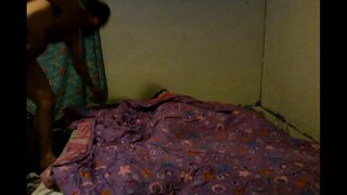 Vezani na posteljo in lekcijo,