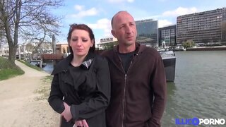 Ինձ բռնել իմ ամուսնու աչքի առաջ