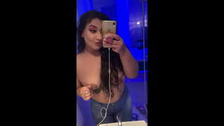 Gordelicia sugando com vontade ao som de musica funk sobre boquete