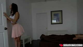 أبيلا خطر يريد أن يشعر بها كذلك ديك داخل بلدها الرطب الفرج